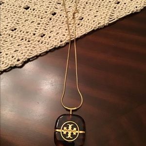 Tory Burch Tortoise Pendent - Gold